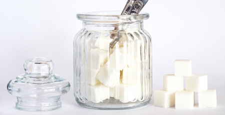 Especialistas indicam adoçantes como alternativa mais saudável ao açúcar